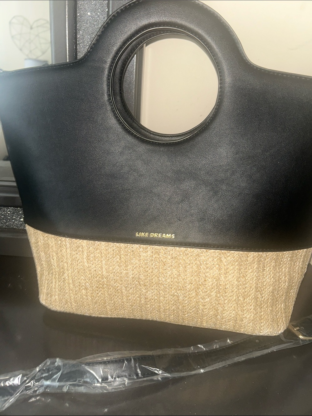 Like Dreams NWOT Black and Natural Two-Tone Circle Handle Tote